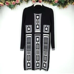 *Last Chance* Yuka Paris Black and White Long Sleeve Graphic Print Sweater Dress